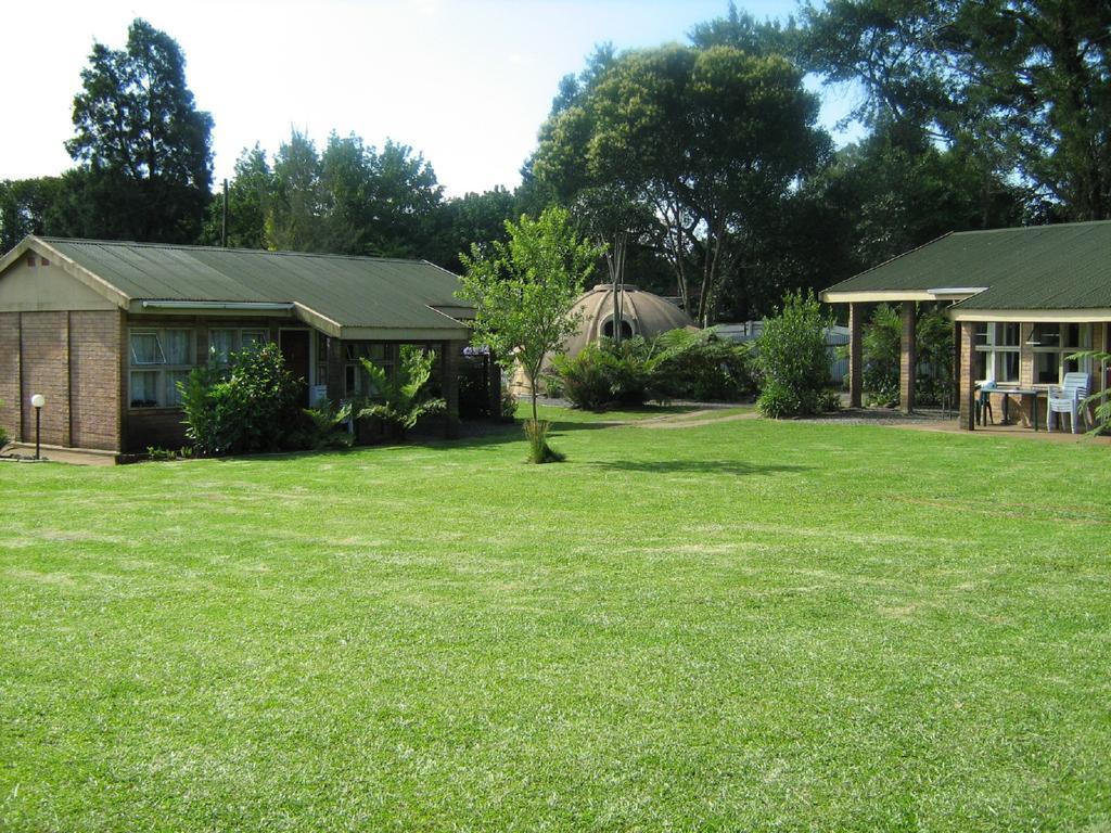 Blue Swallow Chalets Villa Graskop Exterior foto